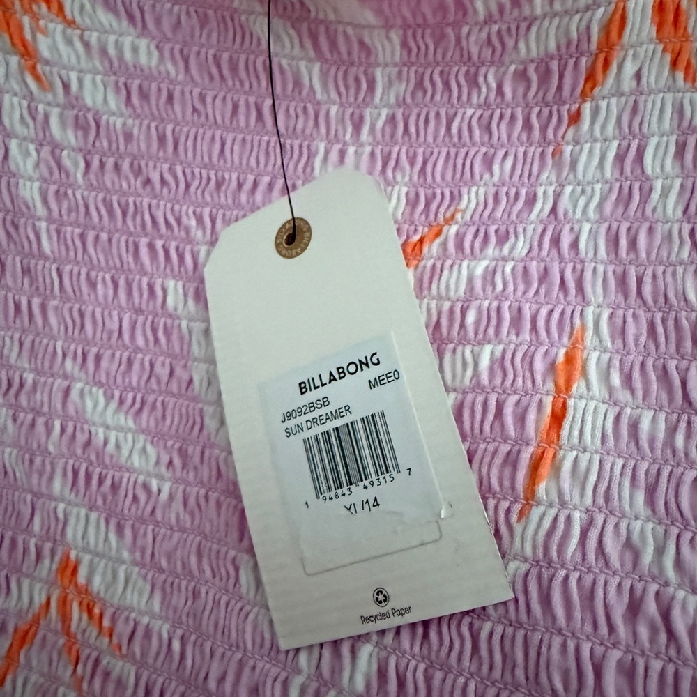 🌸☀️Sun Dreamer Smocked Tank Top
BILLABONG   NWT.  Size XL🌸☀️ - Picture 7 of 9